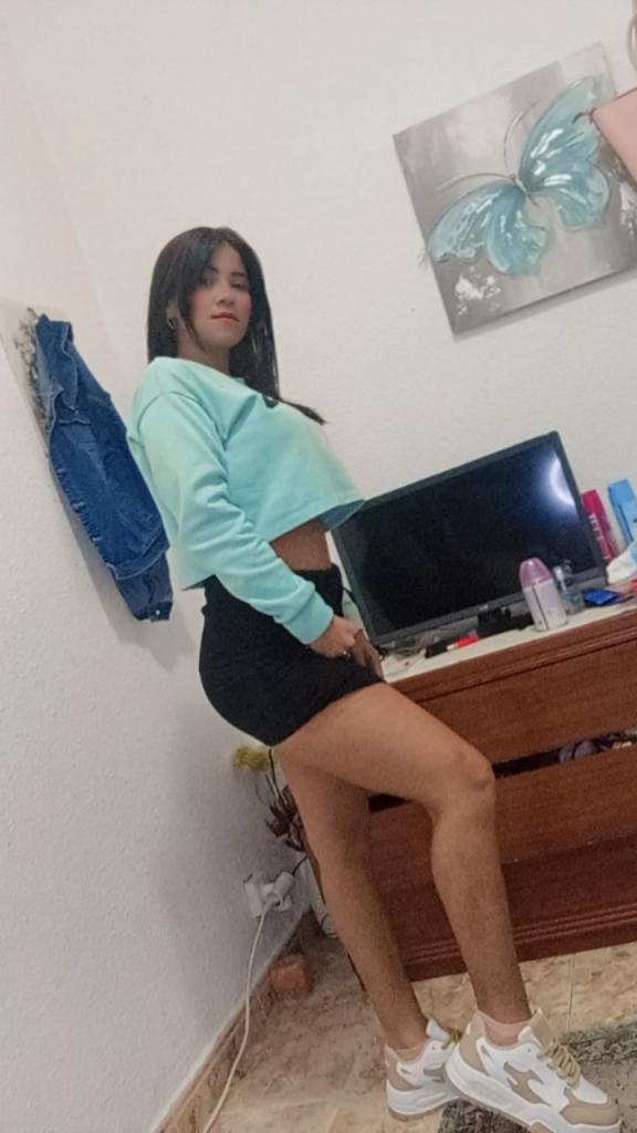 643048478: Chica busca chico en Zaragoza