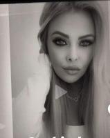 643541030: Chica busca chico en La Coruña