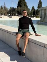 694213895: Chico busca chica en Málaga