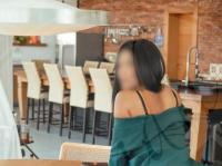 631121599: Chica busca chico en Gerona