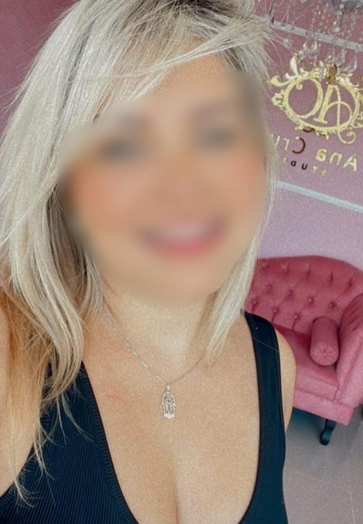 Chica busca chico en La Coruña: 