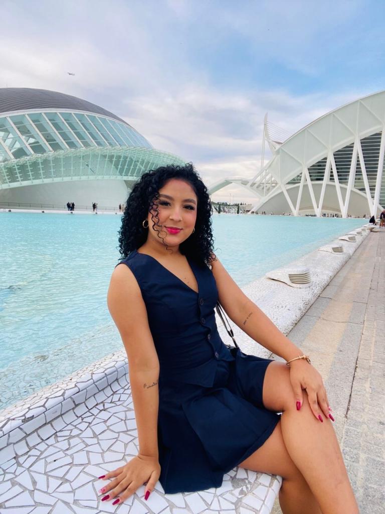 Chica busca chico en Tenerife: 