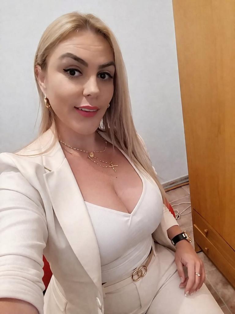 Chica busca chico en León: 