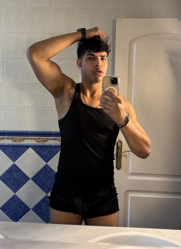 Chico busca chica en Granada: 