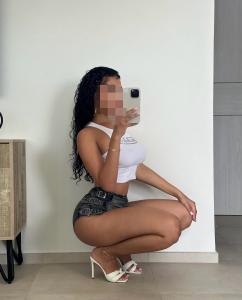 Chica busca chico en Barcelona: 