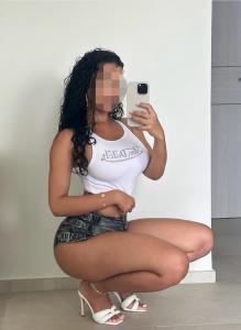Chica busca chico en Barcelona: 
