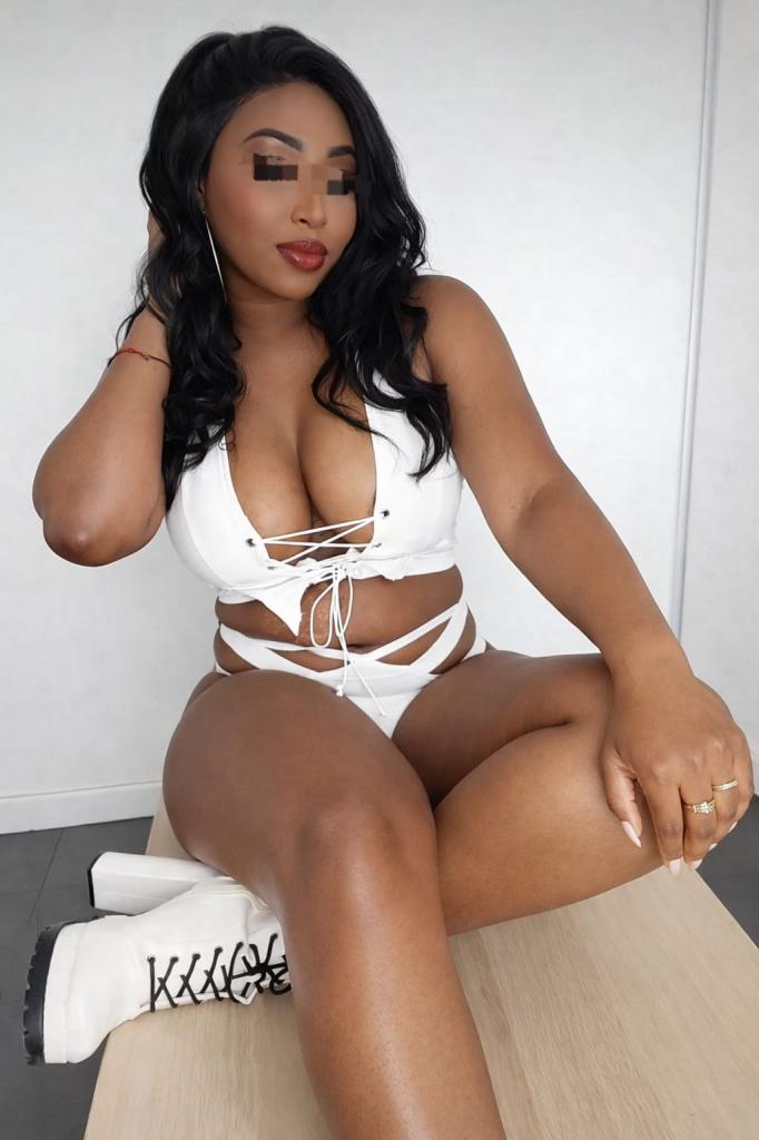 Chica busca chico en Murcia: 