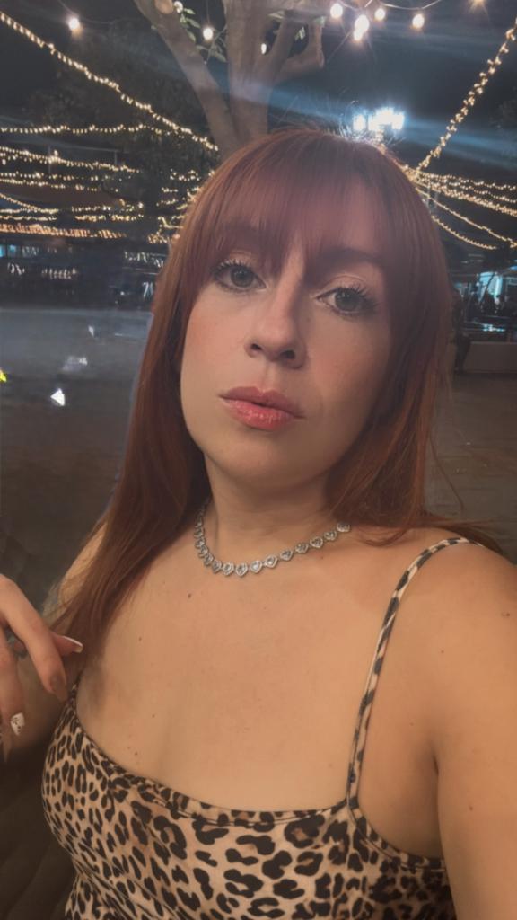 Chica busca chico en Almería: 