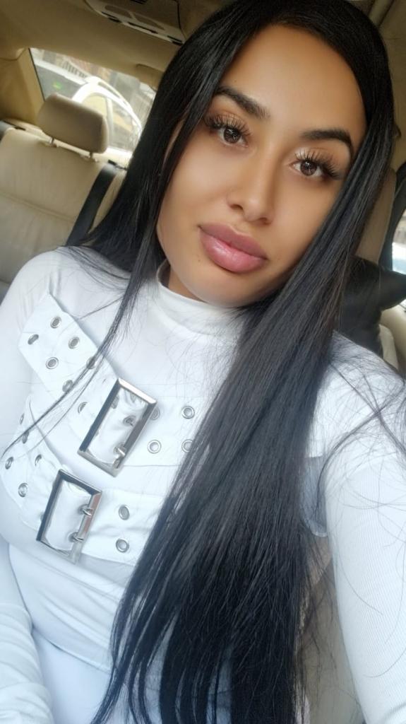 614958203: Chica busca chico en Alicante