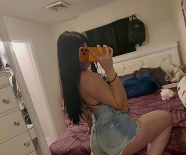 641255639: Chica busca chico en Sevilla