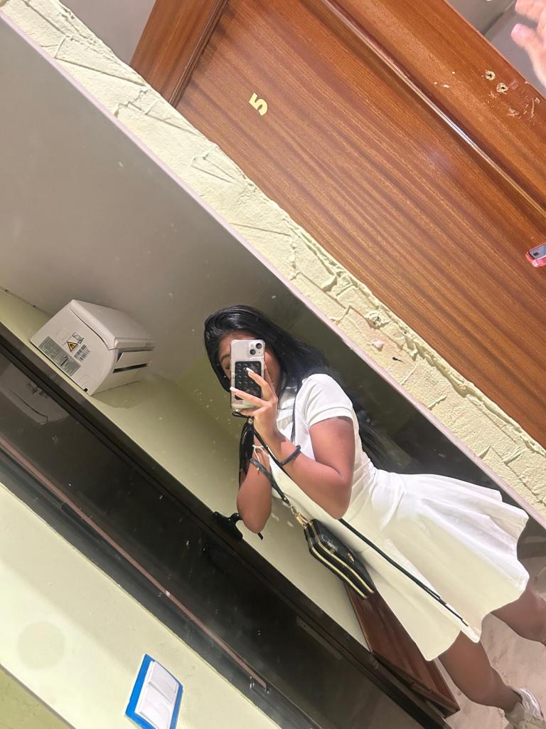 Chica busca chico en Sevilla: 