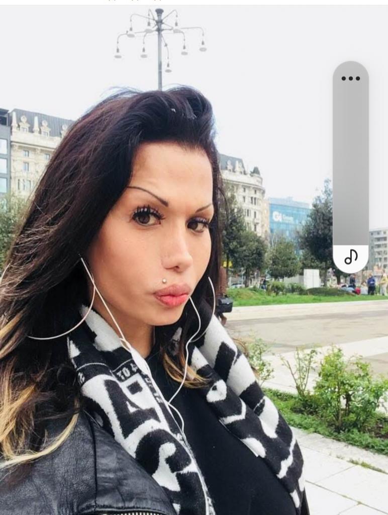 643462709: Travesti en Almería