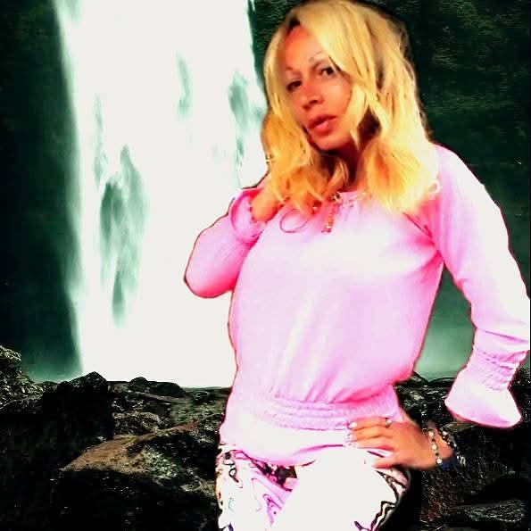 604196391: Travesti en Álava