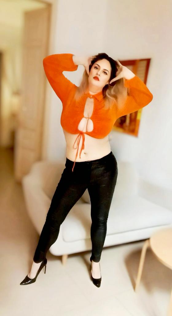 Chica busca chico en Barcelona: 