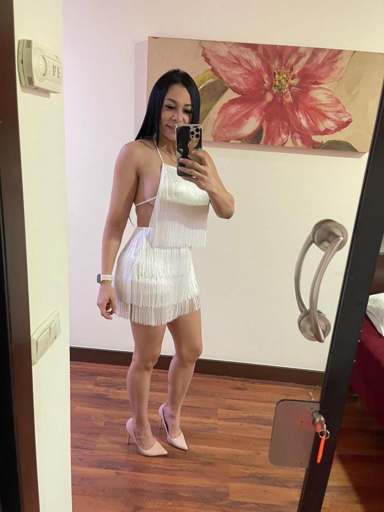 Chica busca chico en Madrid: Chica busca chico