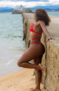 614851611: Chica busca chico en Granada