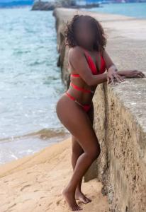 614851611: Chica busca chico en Granada