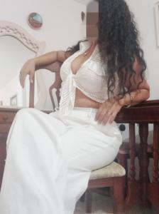 742095116: Chica busca chico en Huesca