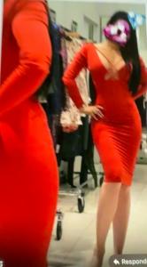 679899785: Chica busca chico en Barcelona