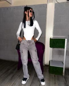 613603112: Chica busca chico en Navarra