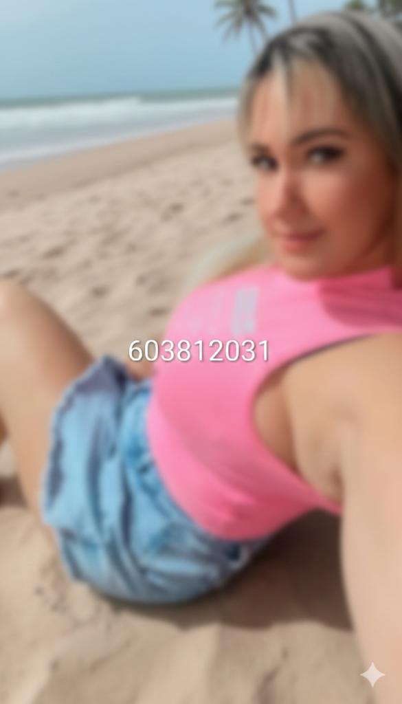 Chica busca chico en Barcelona: 