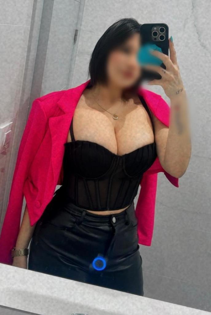 Chica busca chico en Málaga: Chica busca chico