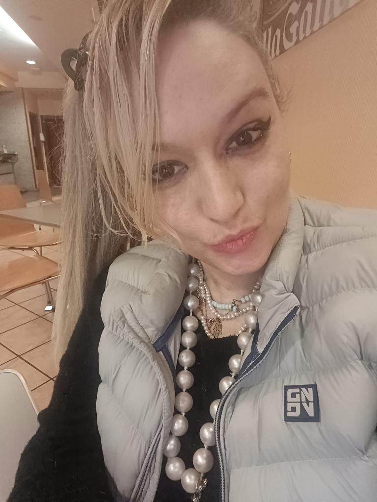 Chica busca chico en La Coruña: 