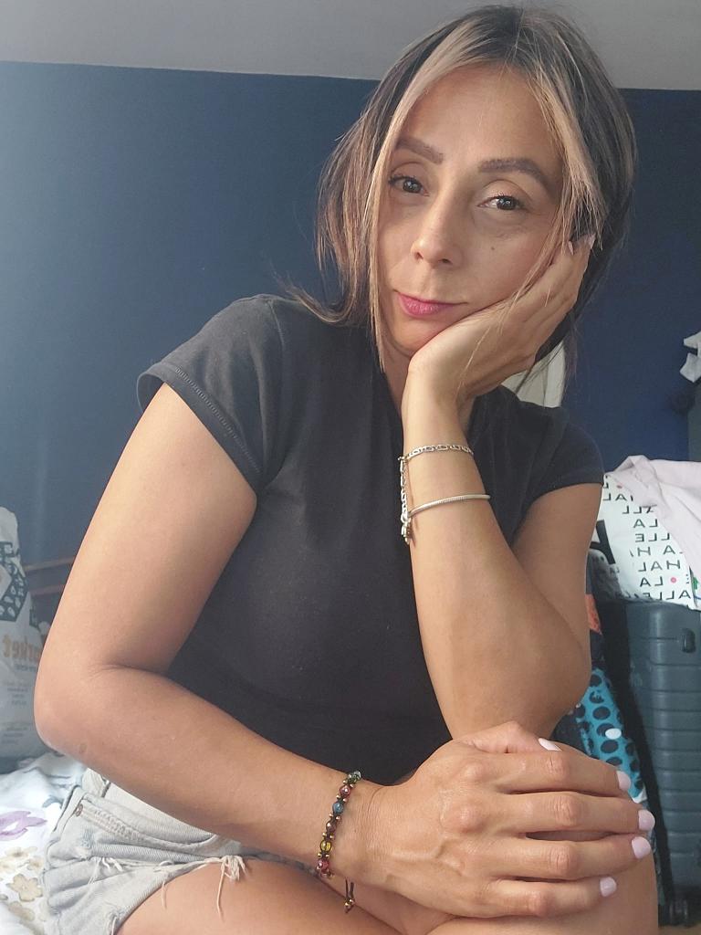 602600548: Chica busca chico en Guipúzcoa