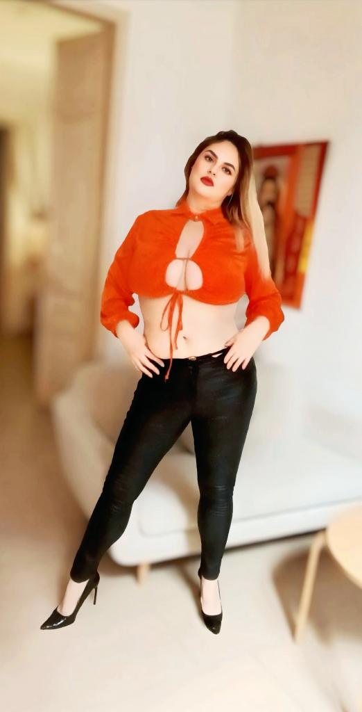 Chica busca chico en Barcelona: 