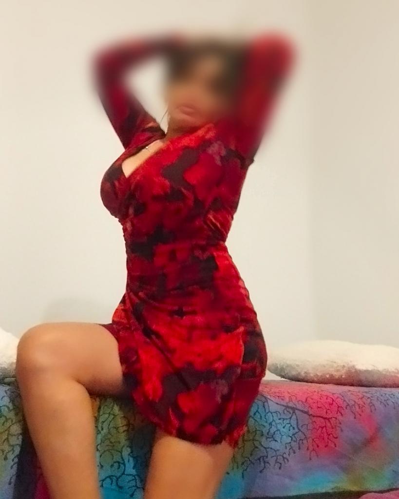 624903436: Chica busca chico en Málaga