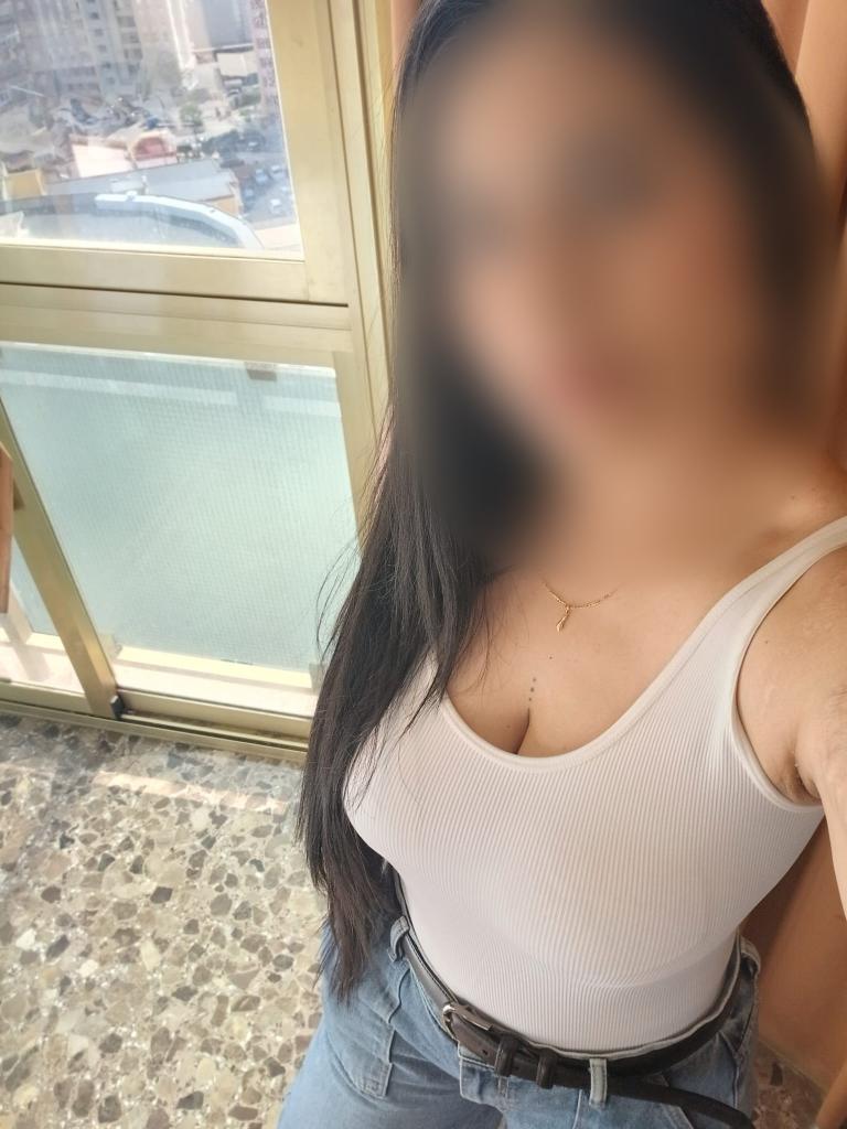 Chica busca chico en Alicante: 