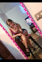 610818024: Chica busca chico en Gerona