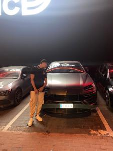 Chico busca chica en Alicante: 
