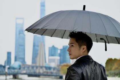 678961888: Chico busca chica en Barcelona