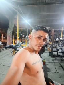 Chico busca chica en Las Palmas: 
