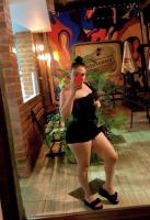 695977747: Chica busca chico en Barcelona