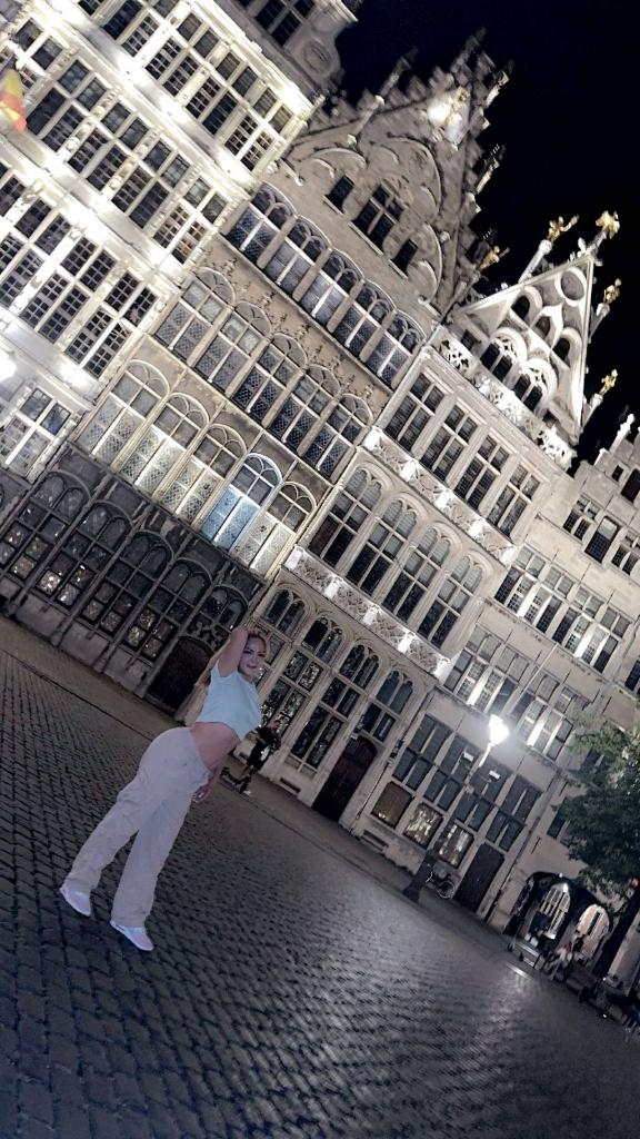 663487033: Travesti en Barcelona