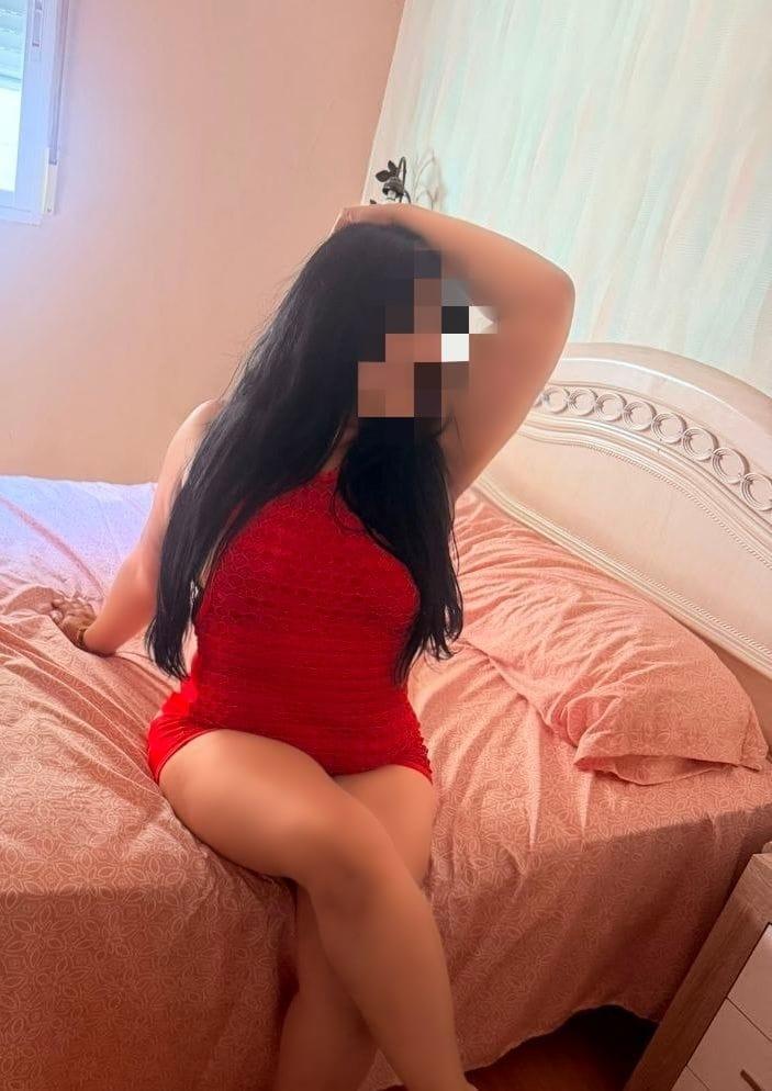 Chica busca chico en Almería: 