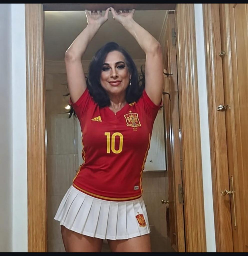 604084017: Transexual en Lugo