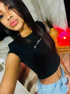614039340: Chica busca chico en Las Palmas