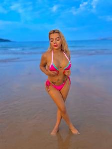627657332: Chica busca chico en Almería