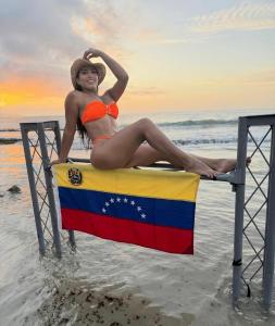 675038122: Chica busca chico en Pontevedra