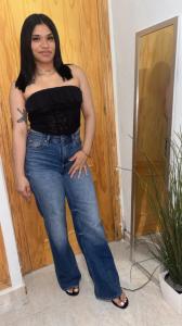 745009945: Chica busca chico en Sevilla