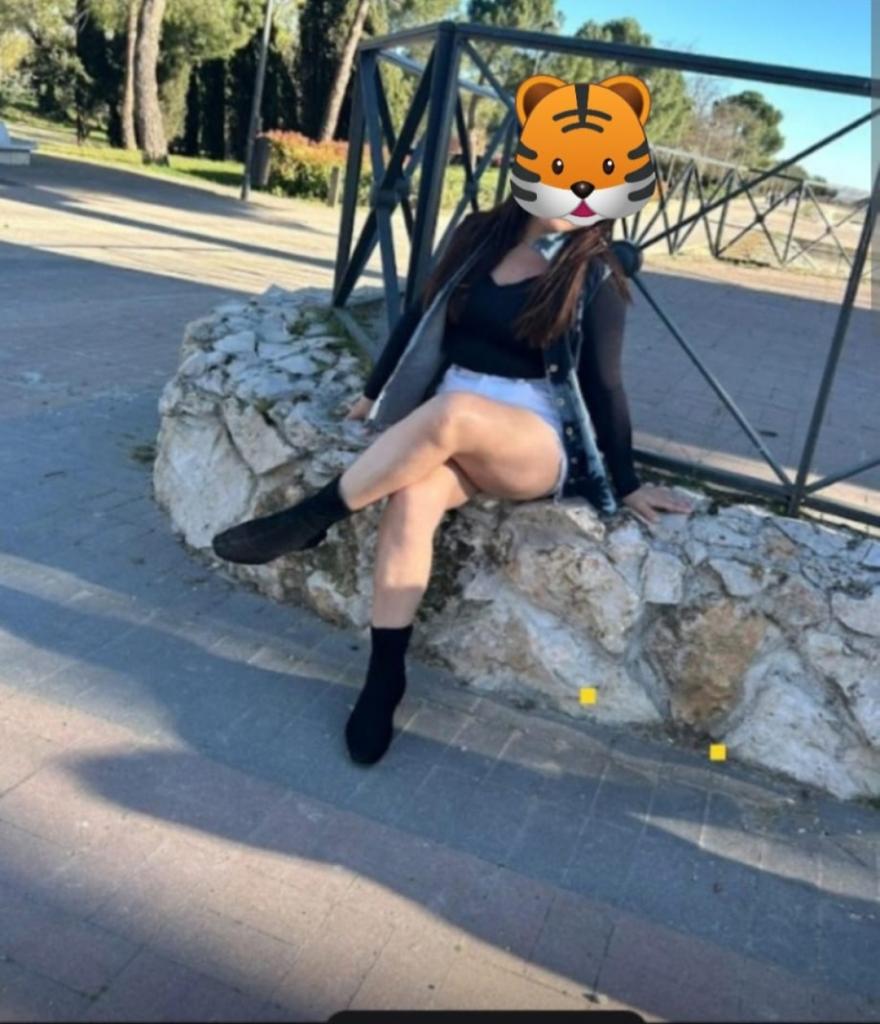 604228436: Chica busca chico en Sevilla