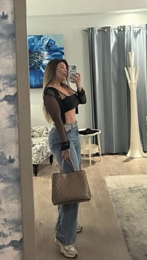 Chica busca chico en Las Palmas: Chica busca chico