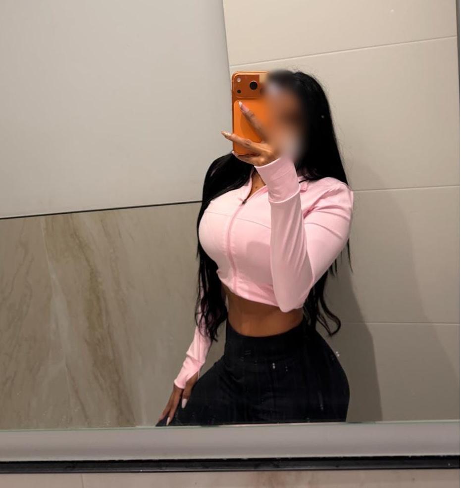Chica busca chico en Sevilla: 