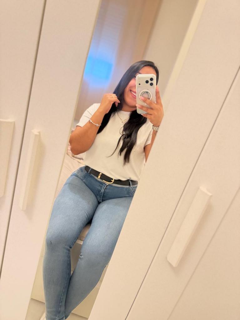 613421008: Chica busca chico en Cádiz