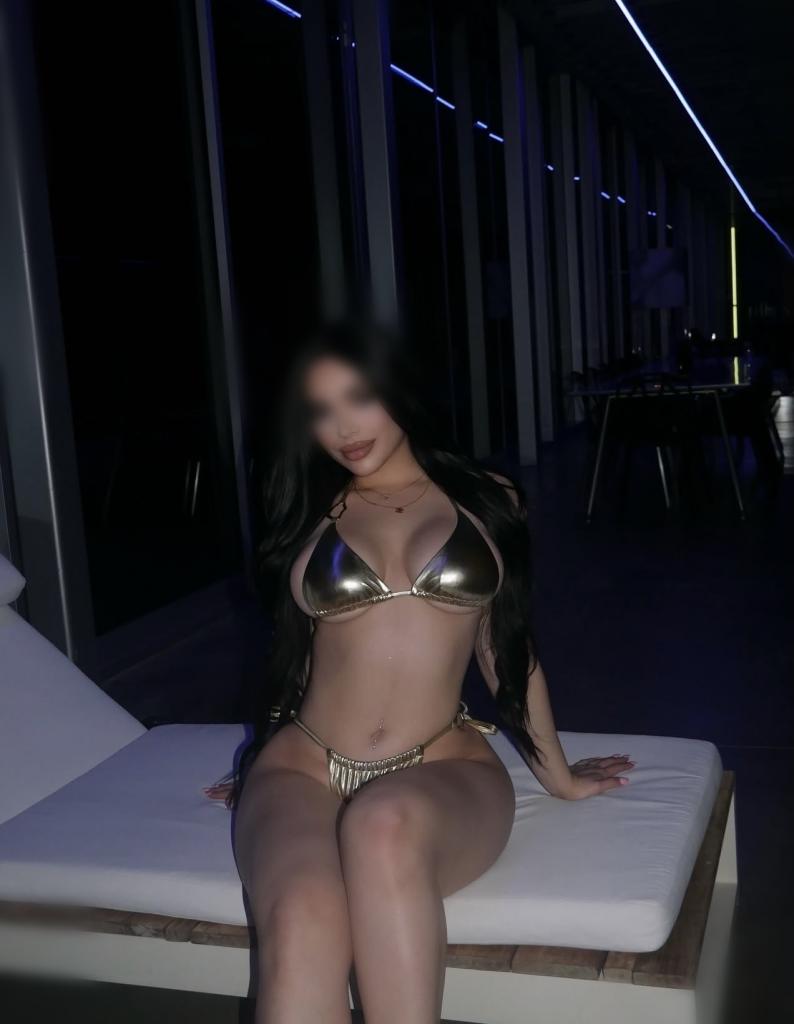 Chica busca chico en La Coruña: 