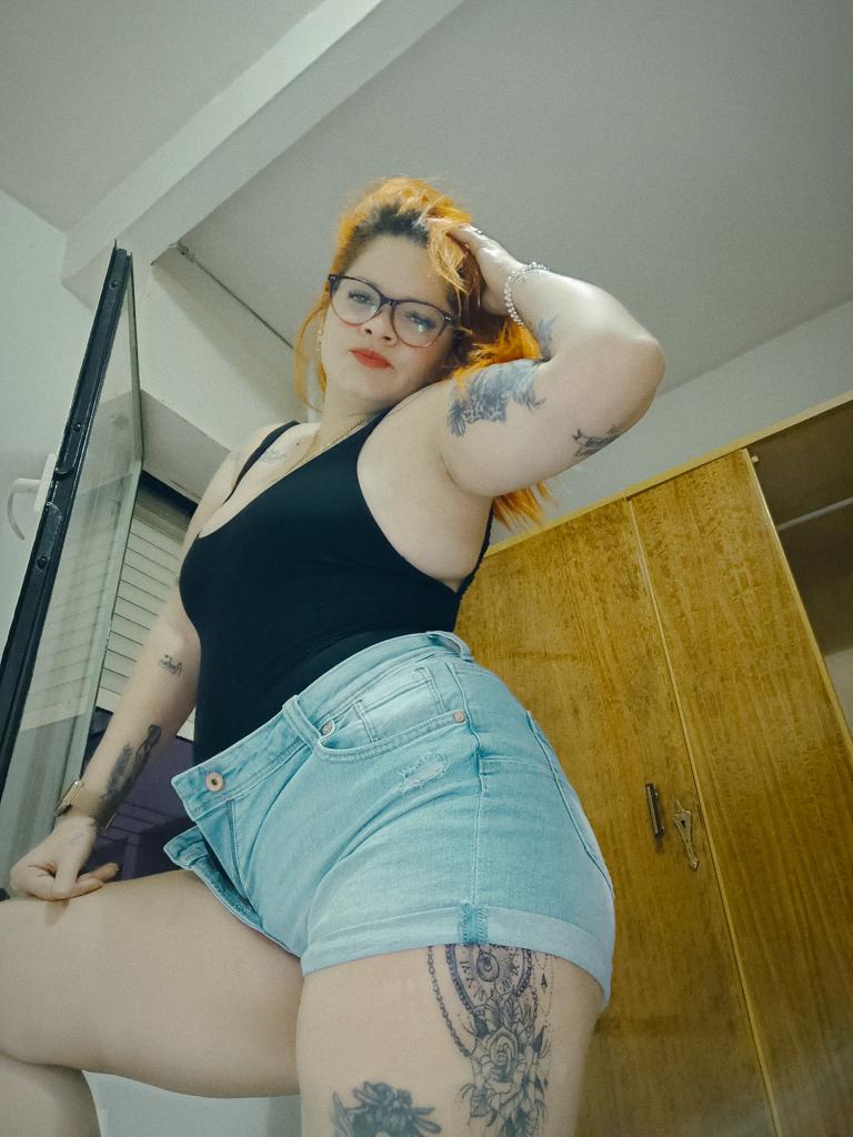 643940983: Chica busca chico en Asturias