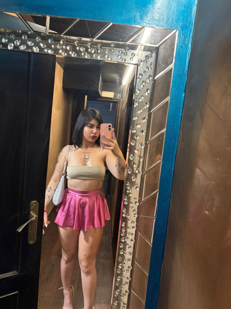 Chica busca chico en Valencia: Chica busca chico